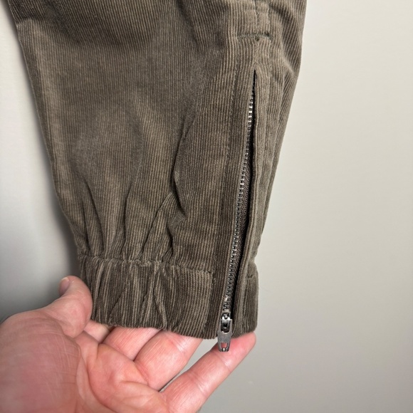 Banana Republic Petite Women's Corduroy Jogger Pants Tan/Brown 6P Ankle Zipper - Picture 3 of 14